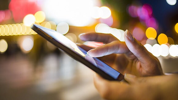 cellphone-at-night